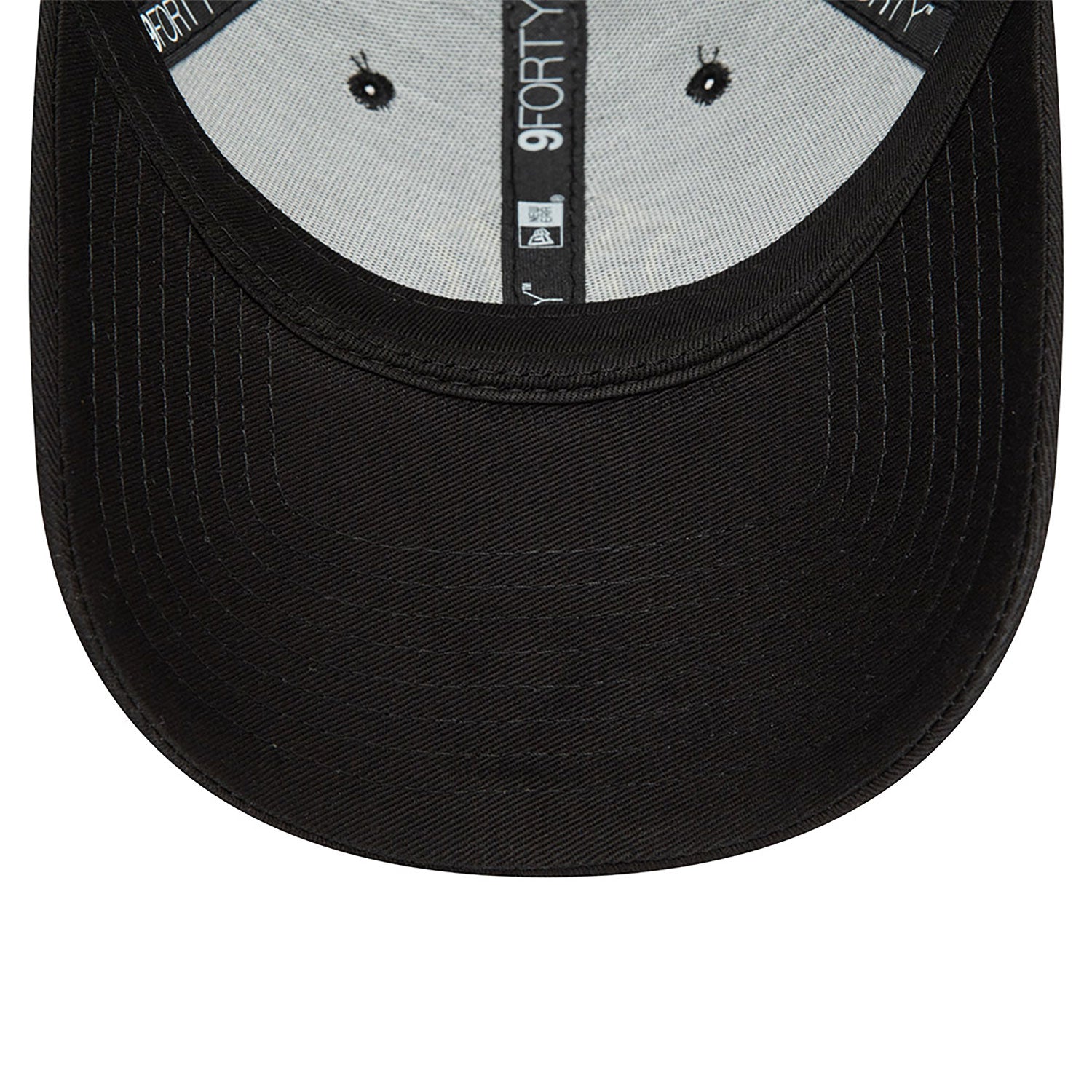 New Era Outline 9Forty