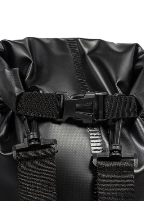 Saltrock Wave 30L